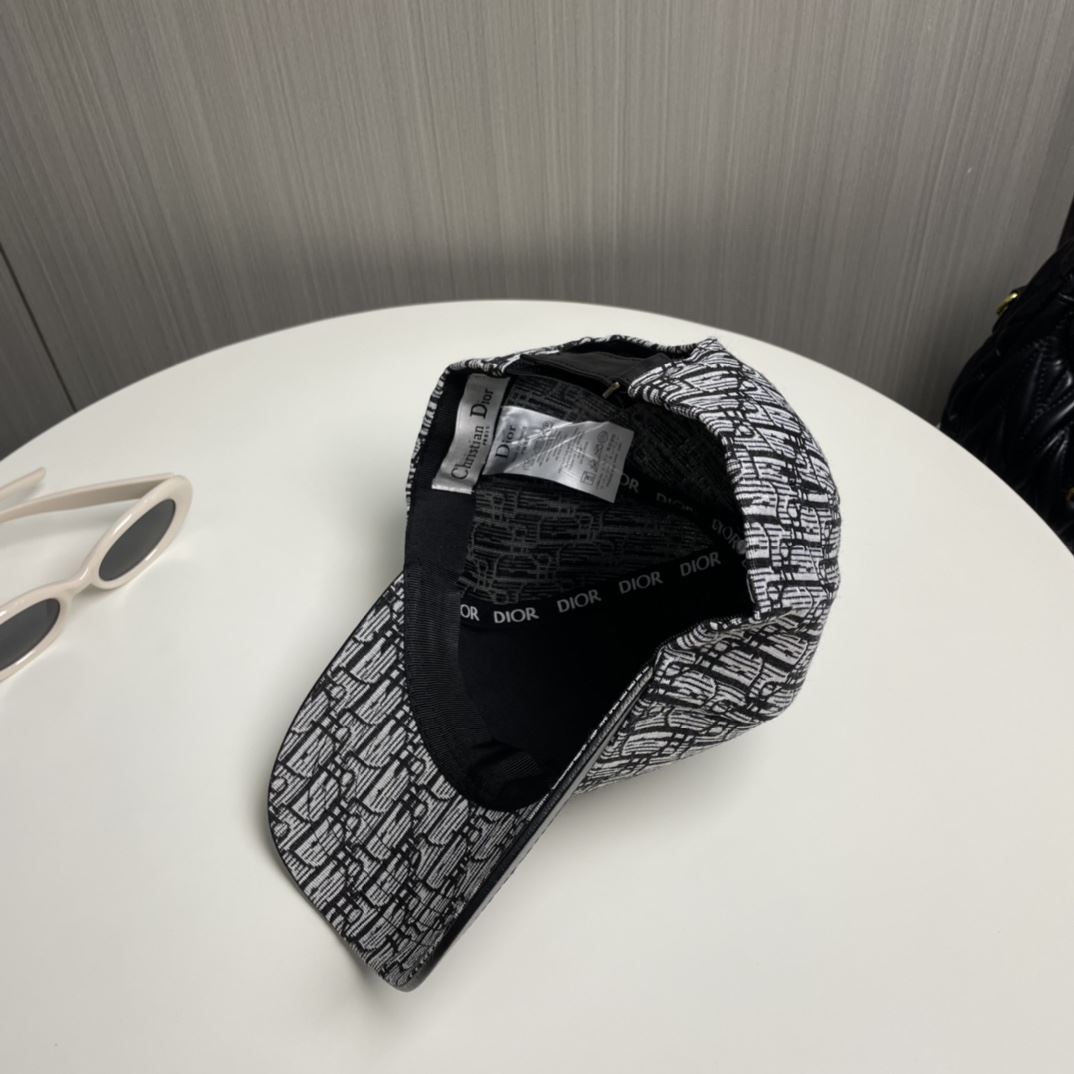 Christian Dior Caps